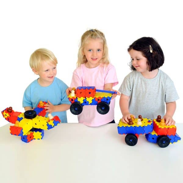 60-6010-junior-polydron-class-set-600x600 Junior Polydron Set - 124 Piece - Image 1